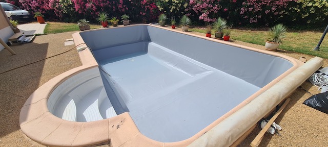 rénovation membrane pvc armé piscine